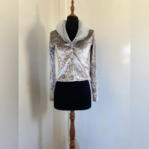 Silver velvet with fur collar light e weight jacket - Picture 1 of 3
